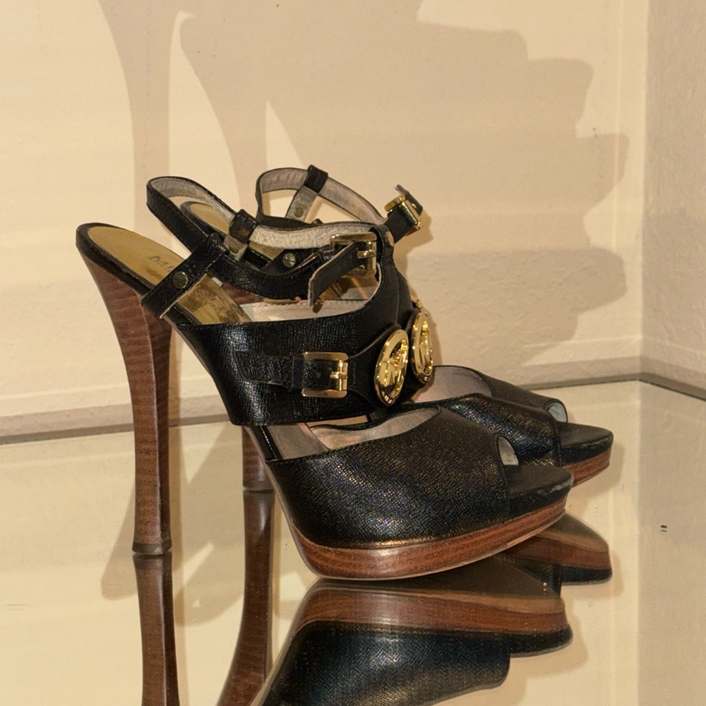 Michael Kors, casual or fancy heels size 9 (could fit in 8 1/2)